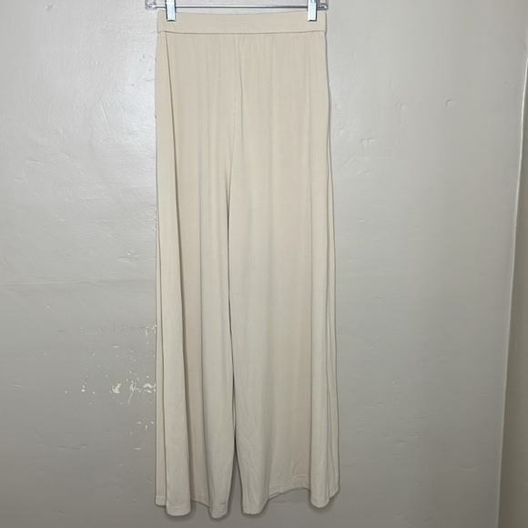 BTFBM Wide Leg Ridged Pants Cream Pull-On Elastic Waist High Rise Dressy NWT Sm - Picture 11 of 12